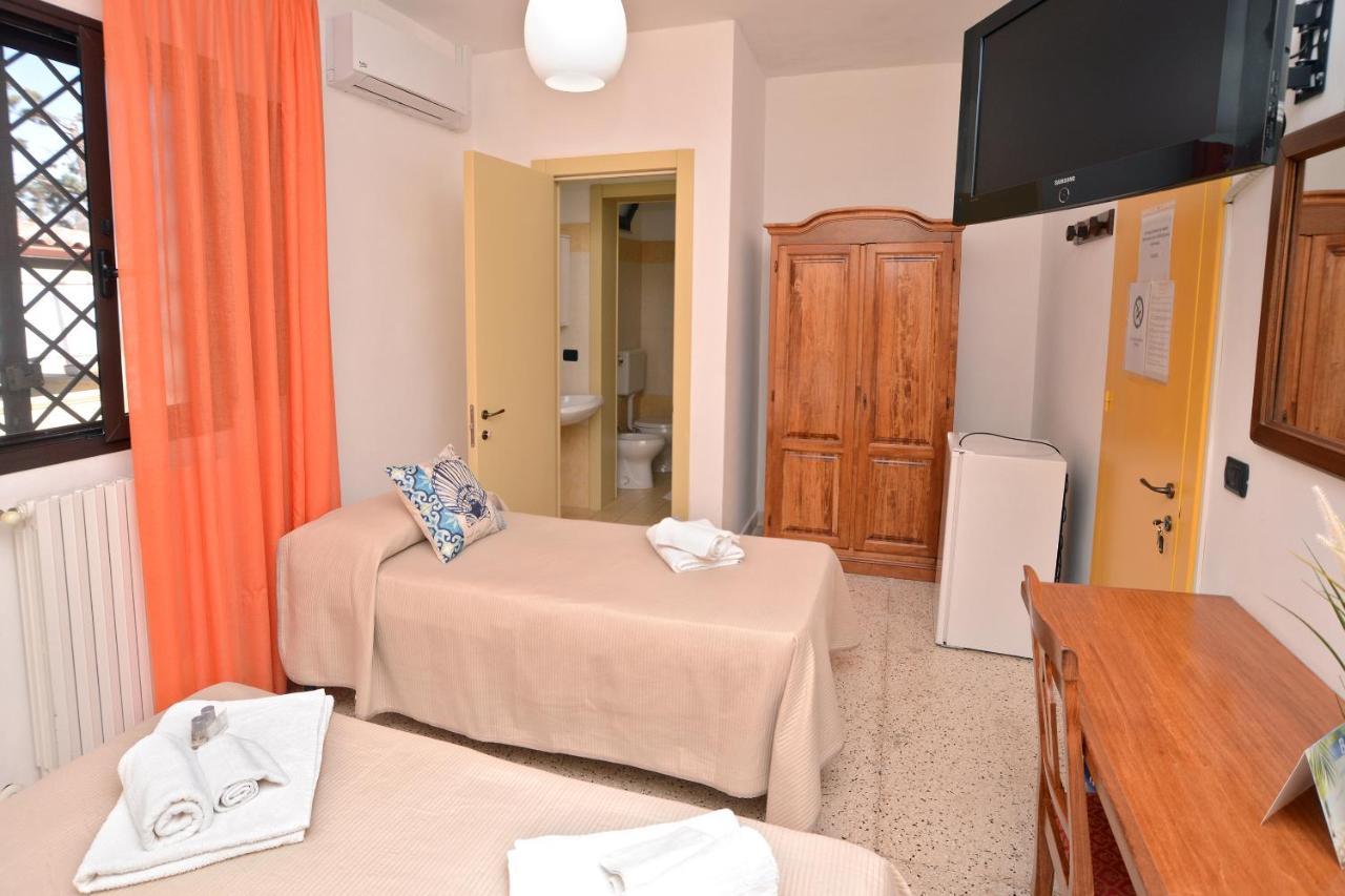 Coral B&B Porto Cesareo Exterior photo